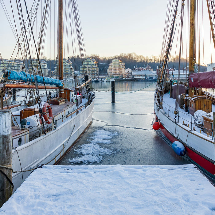 Essential Winter Maintenance Tips for Boat Engines