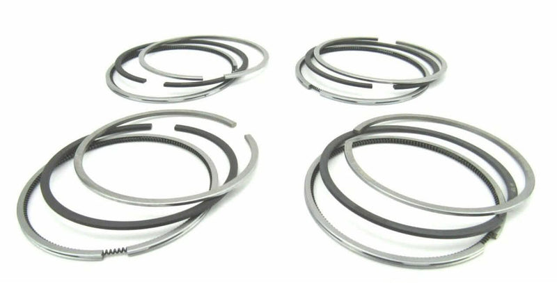 Volvo Penta D2-55 Piston ring set, from parts4engines.com