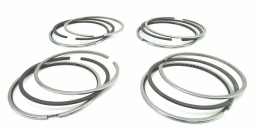 Volvo Penta D2-55 Piston ring set, from parts4engines.com