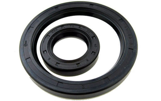 Yanmar 2GM20 Crankshaft oil seals, from parts4engines.com